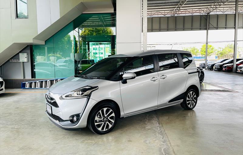 รถเก๋งมือสอง TOYOTA SIENTA รถปี 2021