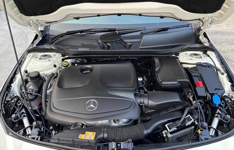 ขายรถเก๋งมือสอง-mercedes-benz-เมอร์เซเดสเบนซ์-cla200-รถปี2017-รหัส69944-3622bf25.jpg ขายรถเก๋งมือสอง-mercedes-benz-เมอร์เซเดสเบนซ์-cla200-รถปี2017-รหัส69944-3622bf25.jpg