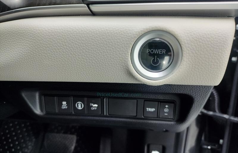 ขายรถเก๋งมือสอง-honda-ฮอนด้า-accord-แอคคอร์ด-รถปี2019-รหัส69965-cf3df9e7.jpg ขายรถเก๋งมือสอง-honda-ฮอนด้า-accord-แอคคอร์ด-รถปี2019-รหัส69965-cf3df9e7.jpg