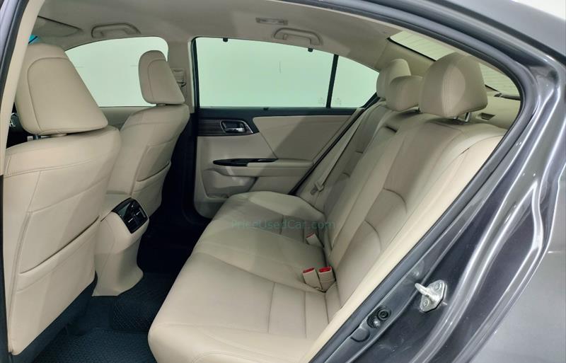 ขายรถเก๋งมือสอง-honda-ฮอนด้า-accord-แอคคอร์ด-รถปี2016-รหัส69967-4477a27c.jpg ขายรถเก๋งมือสอง-honda-ฮอนด้า-accord-แอคคอร์ด-รถปี2016-รหัส69967-4477a27c.jpg