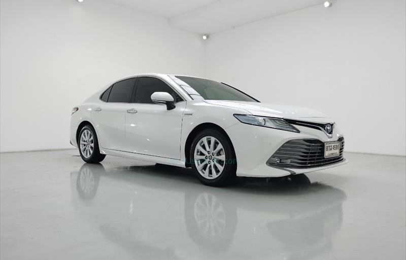 ขายรถเก๋งมือสอง-toyota-โตโยต้า-camry-คัมรี่-รถปี2019-รหัส69977-ddaa614f.jpg ขายรถเก๋งมือสอง-toyota-โตโยต้า-camry-คัมรี่-รถปี2019-รหัส69977-ddaa614f.jpg