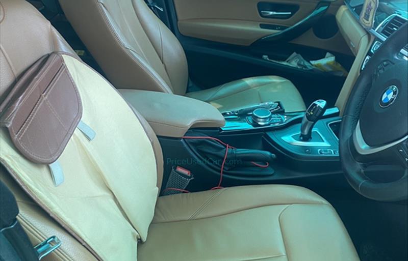 ขายรถเก๋งมือสอง-bmw-บีเอ็มดับบลิว-320d-สามสองศูนย์ดี-รถปี2019-รหัส69978-2d2aa856.jpg ขายรถเก๋งมือสอง-bmw-บีเอ็มดับบลิว-320d-สามสองศูนย์ดี-รถปี2019-รหัส69978-2d2aa856.jpg