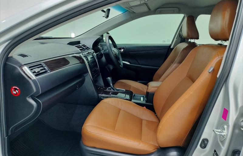 ขายรถเก๋งมือสอง-toyota-โตโยต้า-camry-คัมรี่-รถปี2018-รหัส69996-85788d4c.jpg ขายรถเก๋งมือสอง-toyota-โตโยต้า-camry-คัมรี่-รถปี2018-รหัส69996-85788d4c.jpg