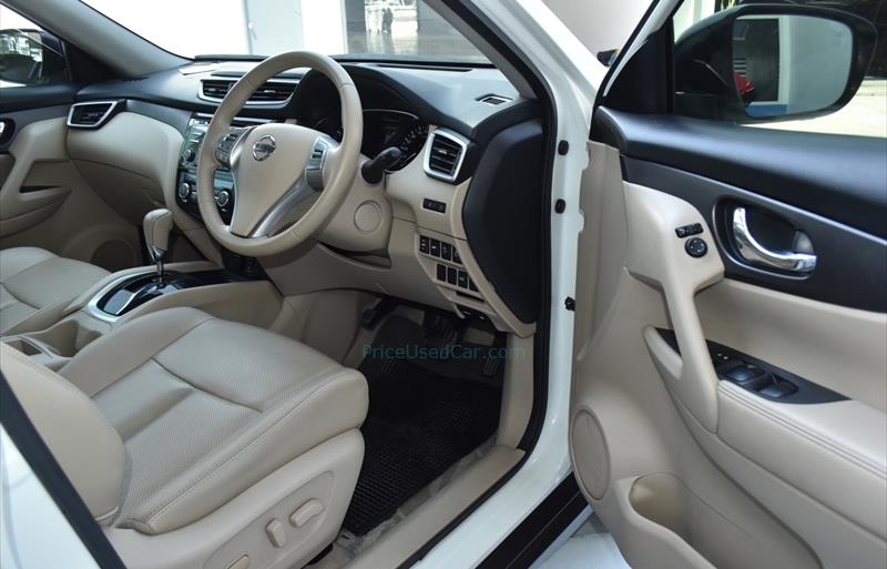 ขายรถ-suv-มือสอง-nissan-นิสสัน-x-trail-เอ็กส์เทร์ล-รถปี2017-รหัส69999-99626357.jpg ขายรถ-suv-มือสอง-nissan-นิสสัน-x-trail-เอ็กส์เทร์ล-รถปี2017-รหัส69999-99626357.jpg