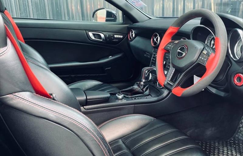 ขายรถเก๋งมือสอง-mercedes-benz-เมอร์เซเดสเบนซ์-slk200-amg-รถปี2013-รหัส70085-5aa76c19.jpg ขายรถเก๋งมือสอง-mercedes-benz-เมอร์เซเดสเบนซ์-slk200-amg-รถปี2013-รหัส70085-5aa76c19.jpg