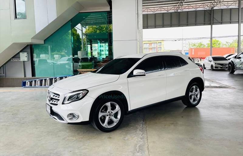 ขายรถอเนกประสงค์มือสอง mercedes-benz gla-200 รถปี2020 รหัส 70087 รูปที่2