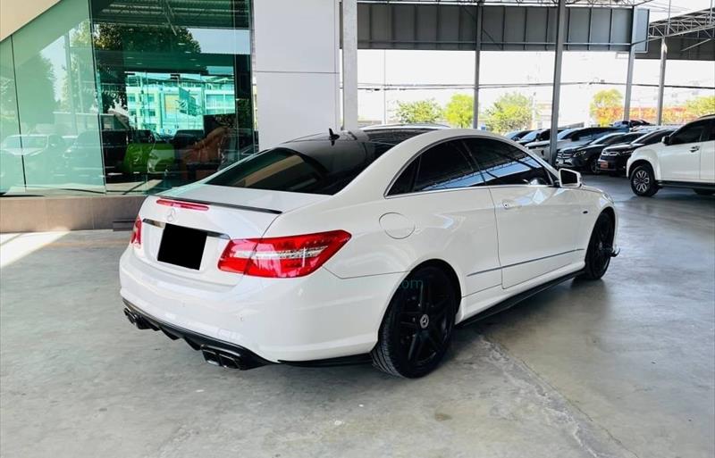 ขายรถเก๋งมือสอง-mercedes-benz-เมอร์เซเดสเบนซ์-e200-cgi-รถปี2012-รหัส70090-f0a85d5b.jpg ขายรถเก๋งมือสอง-mercedes-benz-เมอร์เซเดสเบนซ์-e200-cgi-รถปี2012-รหัส70090-f0a85d5b.jpg