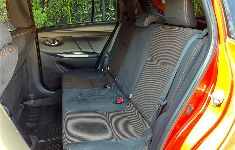 ขายรถเก๋งมือสอง-toyota-โตโยต้า-yaris-ยาริส-รถปี2015-รหัส70100-1243c96e.jpg ขายรถเก๋งมือสอง-toyota-โตโยต้า-yaris-ยาริส-รถปี2015-รหัส70100-1243c96e.jpg