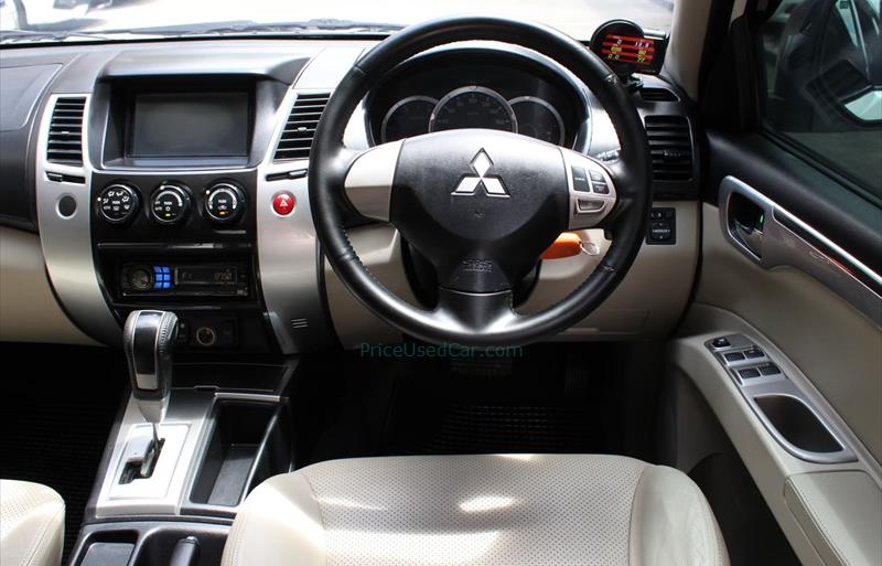 ขายรถอเนกประสงค์มือสอง mitsubishi pajero-sport รถปี2010 รหัส 70101 รูปที่6