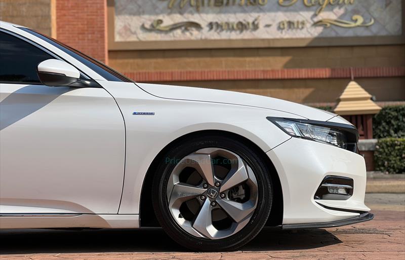 ขายรถเก๋งมือสอง-honda-ฮอนด้า-accord-แอคคอร์ด-รถปี2019-รหัส70113-1abe0e3e.jpg ขายรถเก๋งมือสอง-honda-ฮอนด้า-accord-แอคคอร์ด-รถปี2019-รหัส70113-1abe0e3e.jpg