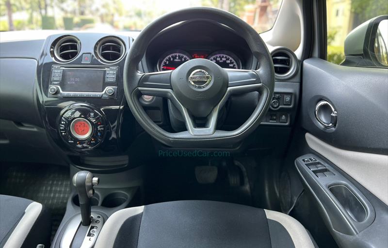 ขายรถเก๋งมือสอง-nissan-นิสสัน-note-โน๊ต-รถปี2017-รหัส70114-02633863.jpg ขายรถเก๋งมือสอง-nissan-นิสสัน-note-โน๊ต-รถปี2017-รหัส70114-02633863.jpg