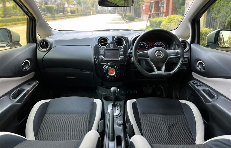 ขายรถเก๋งมือสอง-nissan-นิสสัน-note-โน๊ต-รถปี2017-รหัส70114-76534535.jpg ขายรถเก๋งมือสอง-nissan-นิสสัน-note-โน๊ต-รถปี2017-รหัส70114-76534535.jpg
