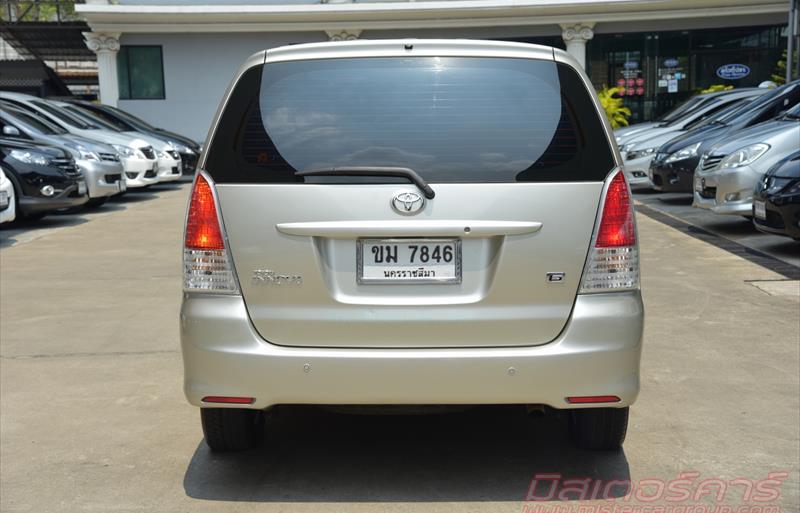 ขายรถตู้มือสอง toyota innova รถปี2011 รหัส 70144 รูปที่4