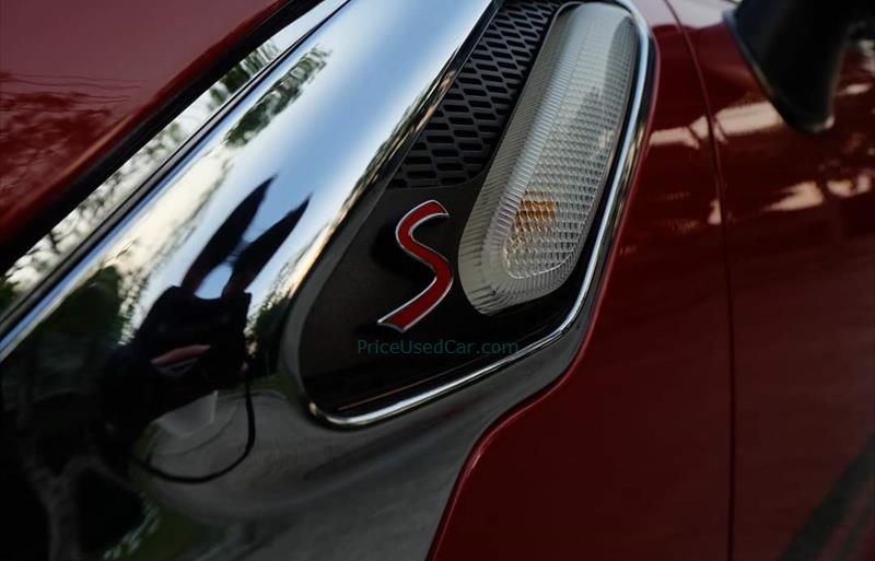 ขายรถเก๋งมือสอง mini cooper รถปี2015 รหัส 70164-รูปที่7 ขายรถเก๋งมือสอง mini cooper รถปี2015 รหัส 70164-รูปที่7