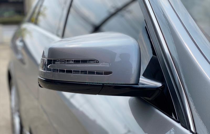 ขายรถเก๋งมือสอง-mercedes-benz-เมอร์เซเดสเบนซ์-e300-อีสามศูนย์ศูนย์-รถปี2015-รหัส70179-797ff87c.jpg ขายรถเก๋งมือสอง-mercedes-benz-เมอร์เซเดสเบนซ์-e300-อีสามศูนย์ศูนย์-รถปี2015-รหัส70179-797ff87c.jpg
