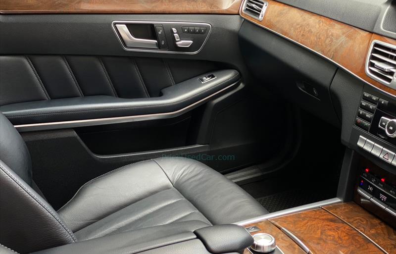 ขายรถเก๋งมือสอง mercedes-benz e300 รถปี2015 รหัส 70179 รูปที่11