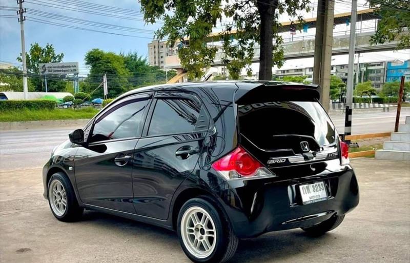ขายรถเก๋งมือสอง-honda-ฮอนด้า-brio-บริโอ-รถปี2017-รหัส70181-fb7fcc97.jpeg ขายรถเก๋งมือสอง-honda-ฮอนด้า-brio-บริโอ-รถปี2017-รหัส70181-fb7fcc97.jpeg