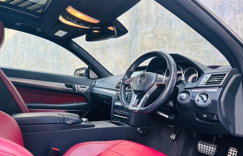 ขายรถเก๋งมือสอง-mercedes-benz-เมอร์เซเดสเบนซ์-e200-อีสองศูนย์ศูนย์-รถปี2014-รหัส70191-2cc75d4d.jpg ขายรถเก๋งมือสอง-mercedes-benz-เมอร์เซเดสเบนซ์-e200-อีสองศูนย์ศูนย์-รถปี2014-รหัส70191-2cc75d4d.jpg
