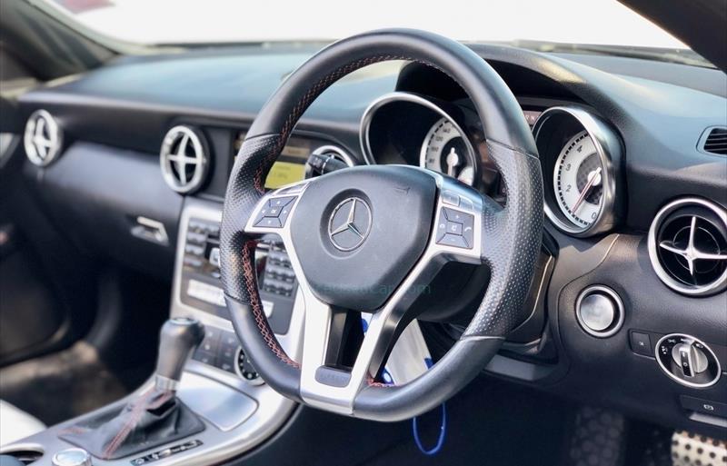ขายรถเก๋งมือสอง-mercedes-benz-เมอร์เซเดสเบนซ์-slk200-รถปี2012-รหัส70211-c8973813.jpg ขายรถเก๋งมือสอง-mercedes-benz-เมอร์เซเดสเบนซ์-slk200-รถปี2012-รหัส70211-c8973813.jpg