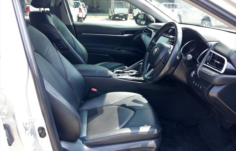 ขายรถเก๋งมือสอง-toyota-โตโยต้า-camry-คัมรี่-รถปี2019-รหัส70217-f4ffec37.jpg ขายรถเก๋งมือสอง-toyota-โตโยต้า-camry-คัมรี่-รถปี2019-รหัส70217-f4ffec37.jpg