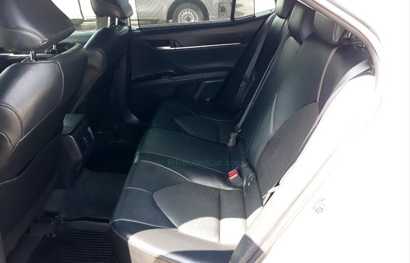 ขายรถเก๋งมือสอง-toyota-โตโยต้า-camry-คัมรี่-รถปี2019-รหัส70246-d0f5d64d.jpg ขายรถเก๋งมือสอง-toyota-โตโยต้า-camry-คัมรี่-รถปี2019-รหัส70246-d0f5d64d.jpg