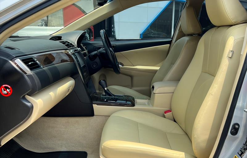 ขายรถเก๋งมือสอง-toyota-โตโยต้า-camry-คัมรี่-รถปี2016-รหัส70249-43451bf2.jpg ขายรถเก๋งมือสอง-toyota-โตโยต้า-camry-คัมรี่-รถปี2016-รหัส70249-43451bf2.jpg