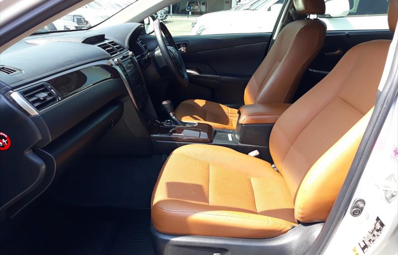 ขายรถเก๋งมือสอง-toyota-โตโยต้า-camry-คัมรี่-รถปี2018-รหัส70258-b6c73105.jpg ขายรถเก๋งมือสอง-toyota-โตโยต้า-camry-คัมรี่-รถปี2018-รหัส70258-b6c73105.jpg
