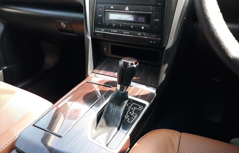 ขายรถเก๋งมือสอง-toyota-โตโยต้า-camry-คัมรี่-รถปี2018-รหัส70258-d559ffa9.jpg ขายรถเก๋งมือสอง-toyota-โตโยต้า-camry-คัมรี่-รถปี2018-รหัส70258-d559ffa9.jpg