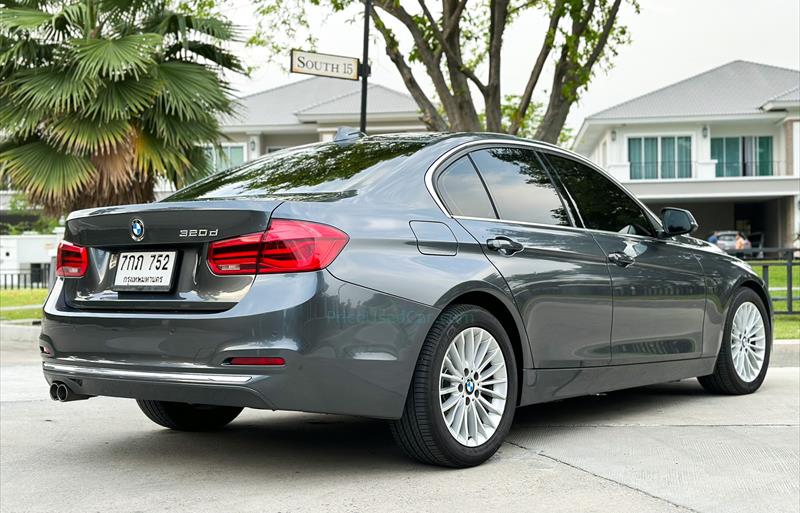 ขายรถเก๋งมือสอง-bmw-บีเอ็มดับบลิว-320d-สามสองศูนย์ดี-รถปี2018-รหัส70266-5940b8d2.jpg ขายรถเก๋งมือสอง-bmw-บีเอ็มดับบลิว-320d-สามสองศูนย์ดี-รถปี2018-รหัส70266-5940b8d2.jpg