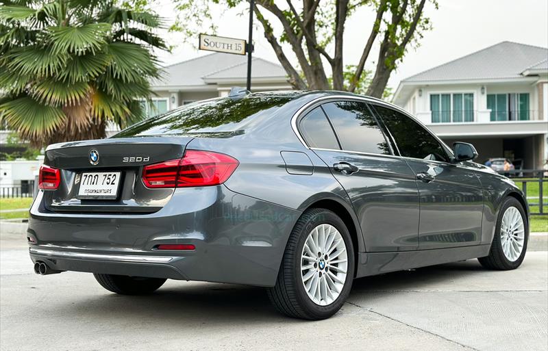 ขายรถเก๋งมือสอง bmw 320d รถปี2018 รหัส 70266 รูปที่3