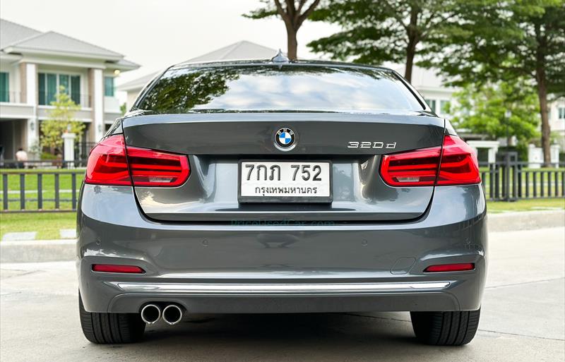 ขายรถเก๋งมือสอง-bmw-บีเอ็มดับบลิว-320d-สามสองศูนย์ดี-รถปี2018-รหัส70266-5ba3d4ab.jpg ขายรถเก๋งมือสอง-bmw-บีเอ็มดับบลิว-320d-สามสองศูนย์ดี-รถปี2018-รหัส70266-5ba3d4ab.jpg