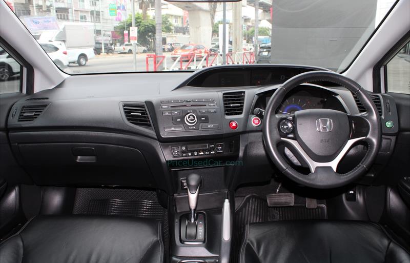 ขายรถเก๋งมือสอง honda civic รถปี2015 รหัส 70276 รูปที่7