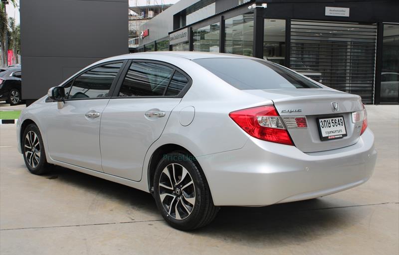 ขายรถเก๋งมือสอง honda civic รถปี2015 รหัส 70276 รูปที่4