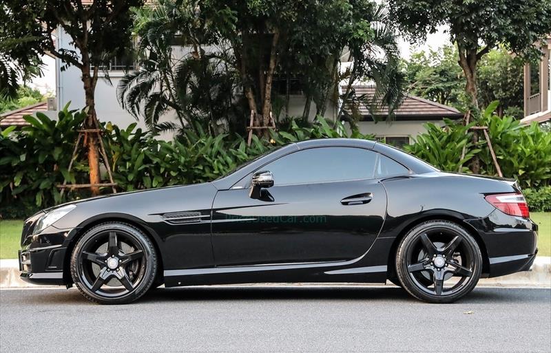 ขายรถเก๋งมือสอง-mercedes-benz-เมอร์เซเดสเบนซ์-slk200-amg-รถปี2014-รหัส70282-3426f4d9.jpg ขายรถเก๋งมือสอง-mercedes-benz-เมอร์เซเดสเบนซ์-slk200-amg-รถปี2014-รหัส70282-3426f4d9.jpg