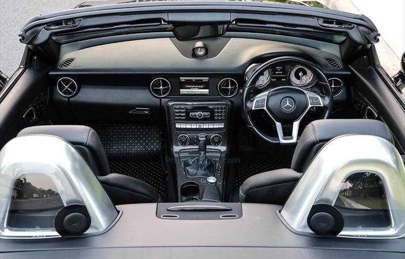 ขายรถเก๋งมือสอง-mercedes-benz-เมอร์เซเดสเบนซ์-slk200-amg-รถปี2014-รหัส70282-b1c33abb.jpg ขายรถเก๋งมือสอง-mercedes-benz-เมอร์เซเดสเบนซ์-slk200-amg-รถปี2014-รหัส70282-b1c33abb.jpg