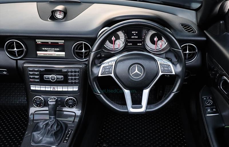ขายรถเก๋งมือสอง-mercedes-benz-เมอร์เซเดสเบนซ์-slk200-amg-รถปี2014-รหัส70282-f251ffe4.jpg ขายรถเก๋งมือสอง-mercedes-benz-เมอร์เซเดสเบนซ์-slk200-amg-รถปี2014-รหัส70282-f251ffe4.jpg