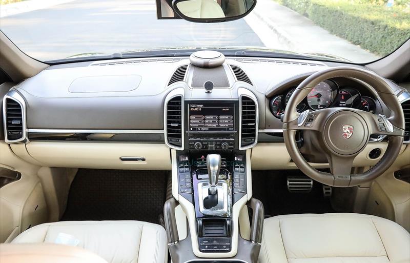 ขายรถ-suv-มือสอง-porsche-ปอร์เช่-cayenne-รถปี2012-รหัส70294-4daae13c.jpg ขายรถ-suv-มือสอง-porsche-ปอร์เช่-cayenne-รถปี2012-รหัส70294-4daae13c.jpg