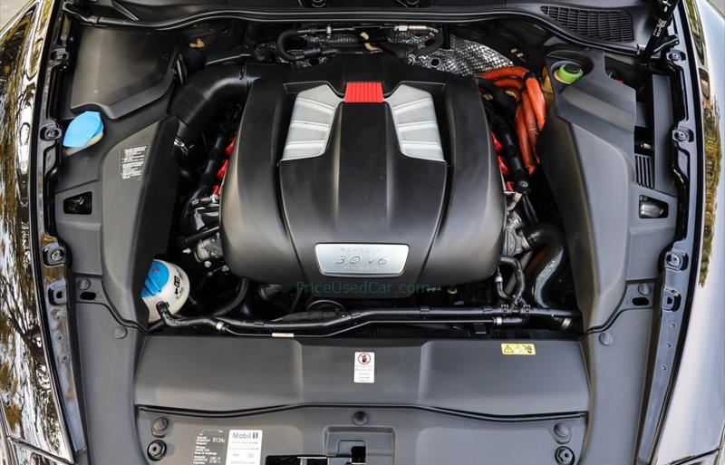 ขายรถ-suv-มือสอง-porsche-ปอร์เช่-cayenne-รถปี2012-รหัส70294-e513fee9.jpg ขายรถ-suv-มือสอง-porsche-ปอร์เช่-cayenne-รถปี2012-รหัส70294-e513fee9.jpg