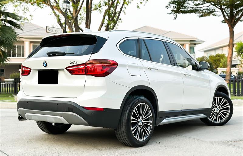 ขายรถ-suv-มือสอง-bmw-บีเอ็มดับบลิว-x1-เอ็กซ์1-รถปี2018-รหัส70296-1c06fc9f.jpg ขายรถ-suv-มือสอง-bmw-บีเอ็มดับบลิว-x1-เอ็กซ์1-รถปี2018-รหัส70296-1c06fc9f.jpg