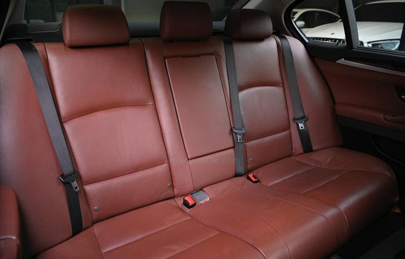 ขายรถเก๋งมือสอง bmw 520d รถปี2014 รหัส 70302 รูปที่4