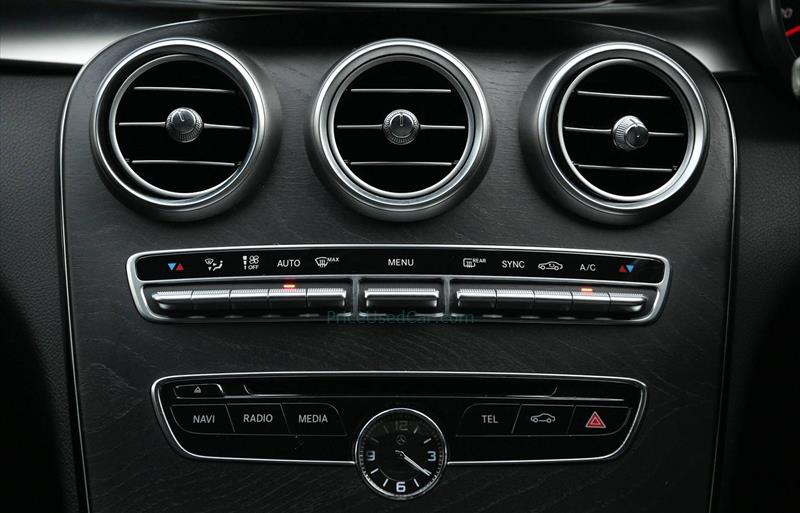ขายรถเก๋งมือสอง-mercedes-benz-เมอร์เซเดสเบนซ์-c300-รถปี2015-รหัส70303-07eae488.jpg ขายรถเก๋งมือสอง-mercedes-benz-เมอร์เซเดสเบนซ์-c300-รถปี2015-รหัส70303-07eae488.jpg