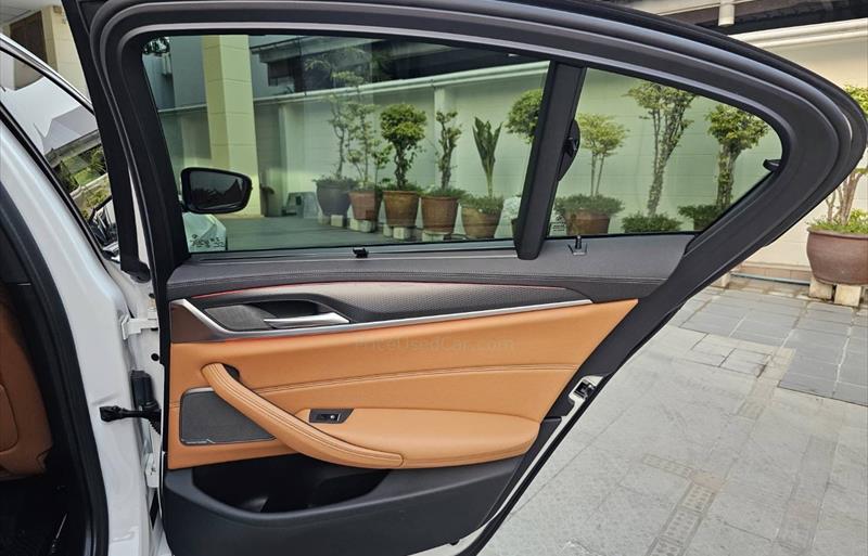 ขายรถเก๋งมือสอง-bmw-บีเอ็มดับบลิว-520d-ห้าสองศูนย์ดี-รถปี2021-รหัส70389-0157c36b.jpg ขายรถเก๋งมือสอง-bmw-บีเอ็มดับบลิว-520d-ห้าสองศูนย์ดี-รถปี2021-รหัส70389-0157c36b.jpg