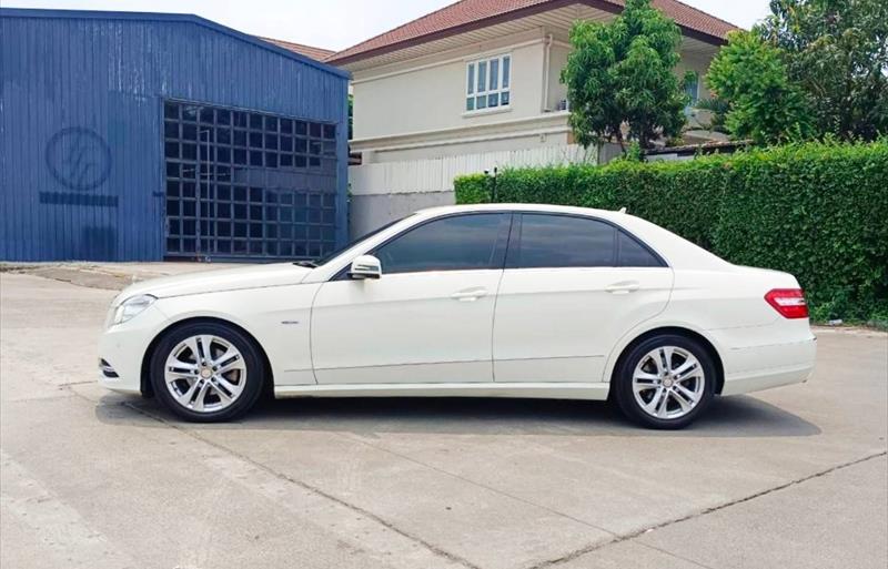 ขายรถเก๋งมือสอง-mercedes-benz-เมอร์เซเดสเบนซ์-e200-cgi-รถปี2013-รหัส70429-7c487937.jpg ขายรถเก๋งมือสอง-mercedes-benz-เมอร์เซเดสเบนซ์-e200-cgi-รถปี2013-รหัส70429-7c487937.jpg
