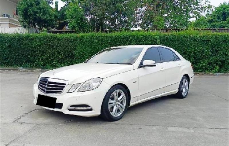 รถเก๋งมือสอง MERCEDES BENZ E200 CGI รถปี 2013
