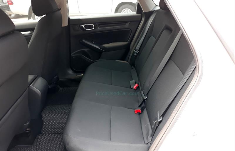 ขายรถเก๋งมือสอง-honda-ฮอนด้า-civic-ซีวิค-รถปี2022-รหัส70439-5c619aa9.jpg ขายรถเก๋งมือสอง-honda-ฮอนด้า-civic-ซีวิค-รถปี2022-รหัส70439-5c619aa9.jpg