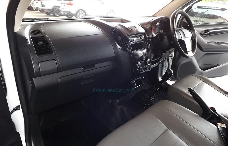 ขายรถกระบะมือสอง isuzu d-max รถปี2019 รหัส 70530 รูปที่10