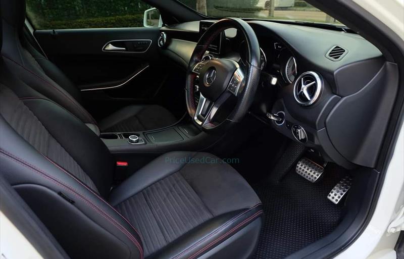 ขายรถเก๋งมือสอง-mercedes-benz-เมอร์เซเดสเบนซ์-gla220-cdi-รถปี2015-รหัส70535-3bffd74a.jpg ขายรถเก๋งมือสอง-mercedes-benz-เมอร์เซเดสเบนซ์-gla220-cdi-รถปี2015-รหัส70535-3bffd74a.jpg