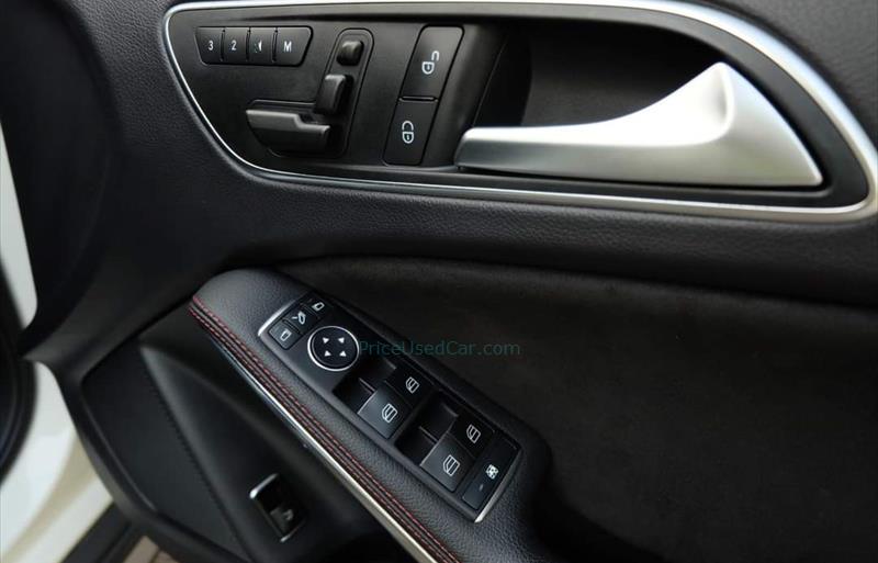 ขายรถเก๋งมือสอง-mercedes-benz-เมอร์เซเดสเบนซ์-gla220-cdi-รถปี2015-รหัส70535-a06e41c9.jpg ขายรถเก๋งมือสอง-mercedes-benz-เมอร์เซเดสเบนซ์-gla220-cdi-รถปี2015-รหัส70535-a06e41c9.jpg