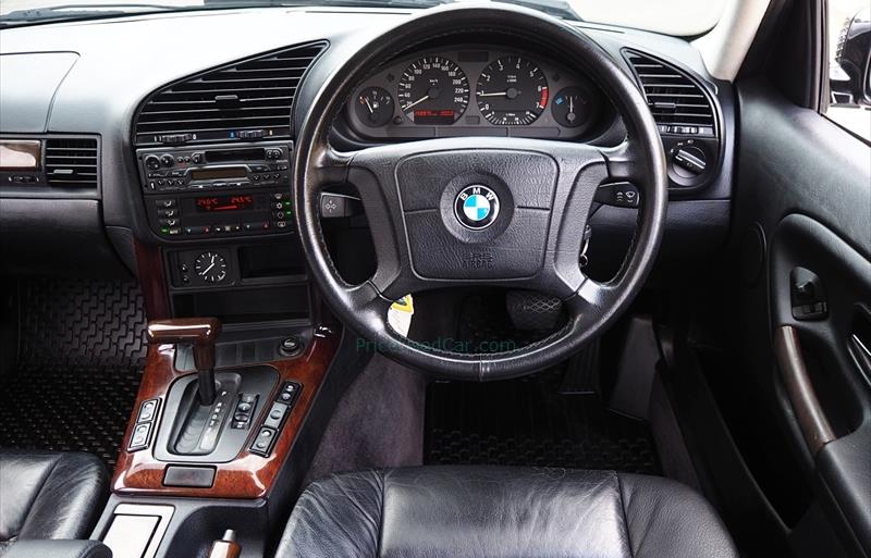 ขายรถเก๋งมือสอง bmw 318i รถปี2000 รหัส 70550 รูปที่4