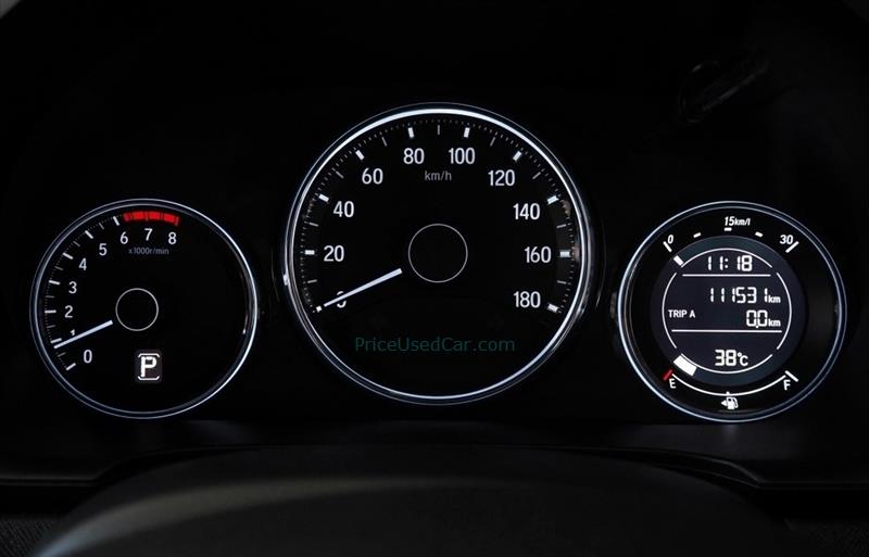 ขายรถ-suv-มือสอง-honda-ฮอนด้า-br-v-บีอาร์วี-รถปี2018-รหัส70554-768ab418.jpg ขายรถ-suv-มือสอง-honda-ฮอนด้า-br-v-บีอาร์วี-รถปี2018-รหัส70554-768ab418.jpg